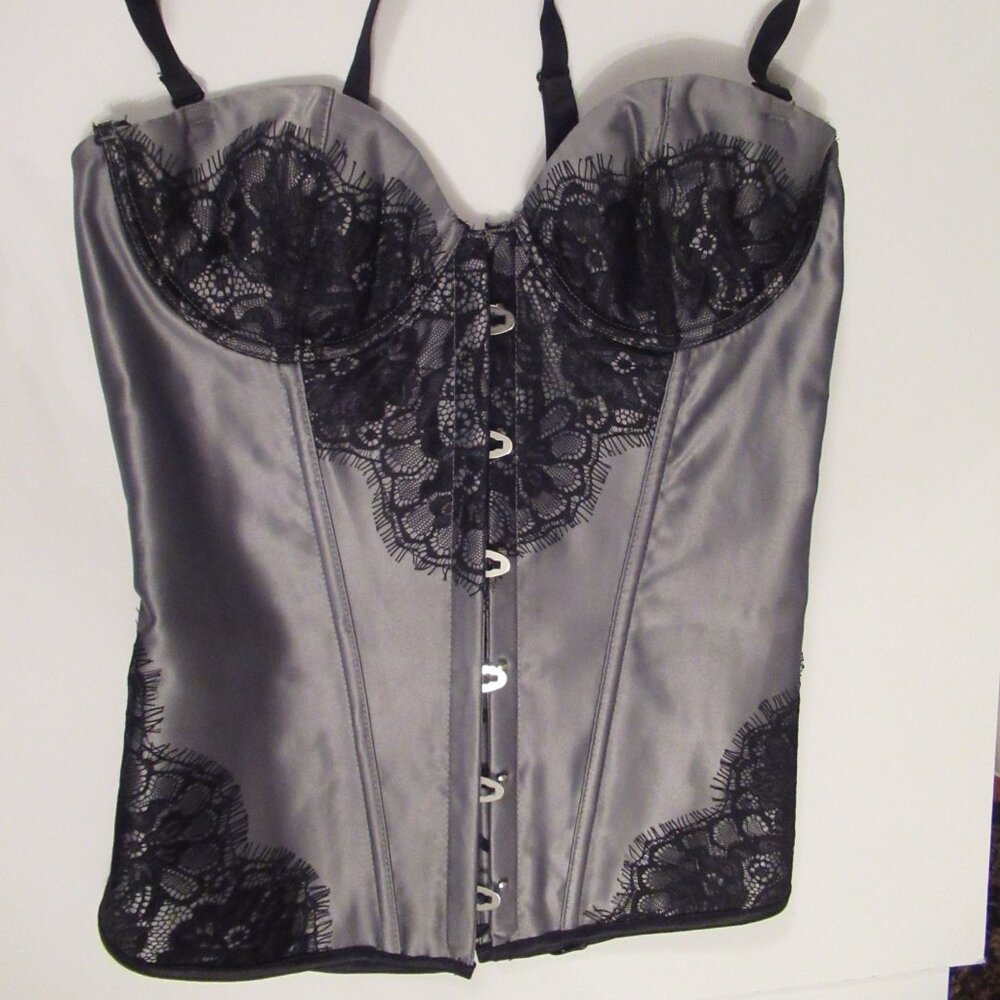 Stunning Silver Corset with Black Eyelash Lace Embellishments Overbust - Picture 13 of 14